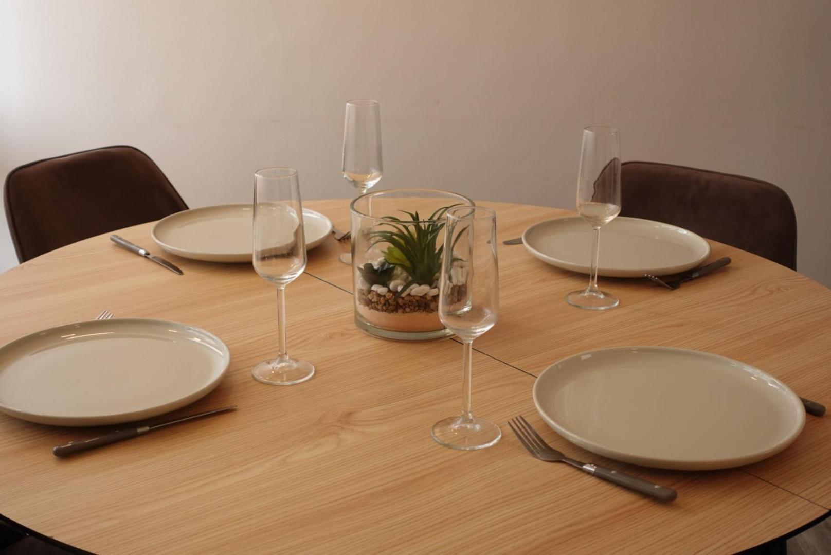 Апартаменты Parisian Retreat Pour 5 Personnes - 12 Min De Paris - Proche Gare Deuil-la-Barre Экстерьер фото