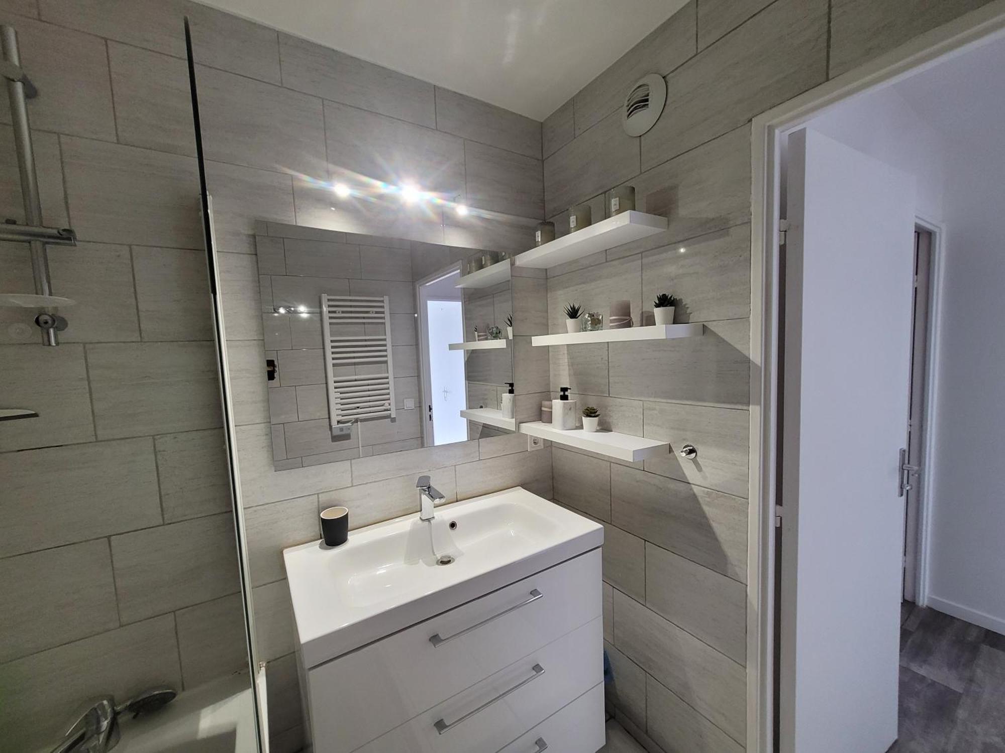Апартаменты Parisian Retreat Pour 5 Personnes - 12 Min De Paris - Proche Gare Deuil-la-Barre Экстерьер фото