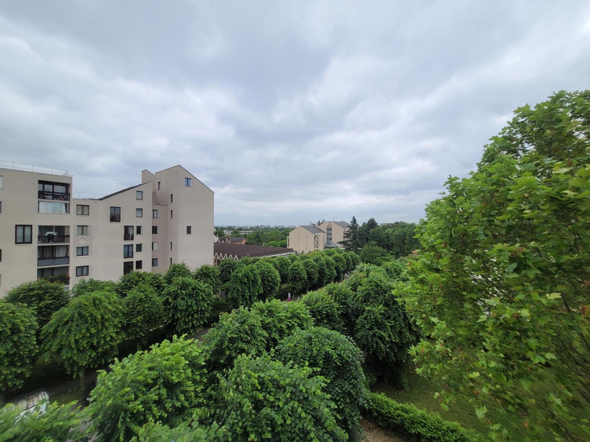 Апартаменты Parisian Retreat Pour 5 Personnes - 12 Min De Paris - Proche Gare Deuil-la-Barre Экстерьер фото