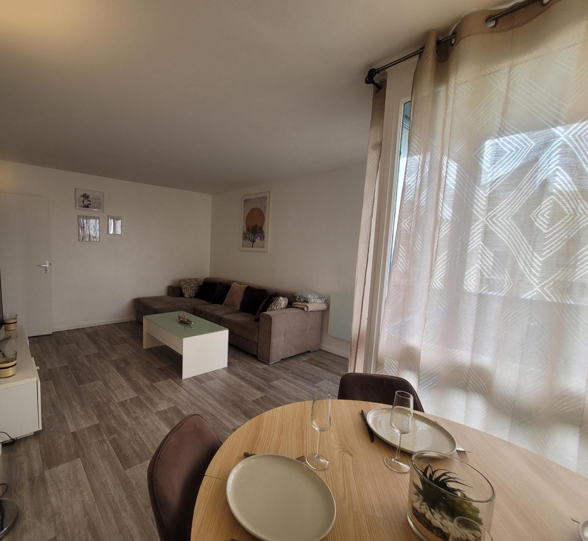 Апартаменты Parisian Retreat Pour 5 Personnes - 12 Min De Paris - Proche Gare Deuil-la-Barre Экстерьер фото